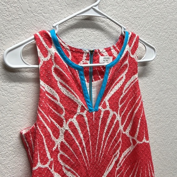 CROWN & IVY Coral White Teal Seashell Sleeveless Shift Dress Women’s Size 6 EUC - Picture 3 of 5